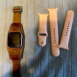 Apple 6 series watch ! Like new